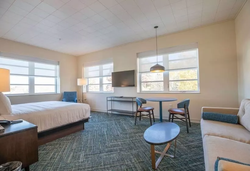 ホテル The Holbrook