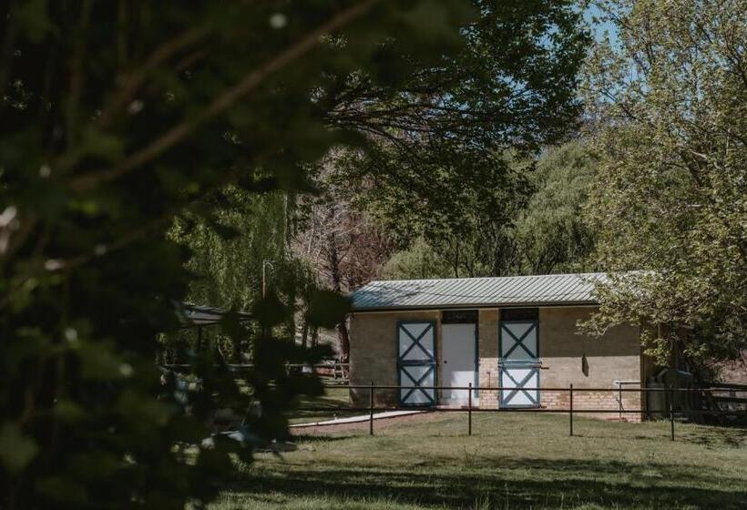 酒店 The River Stables