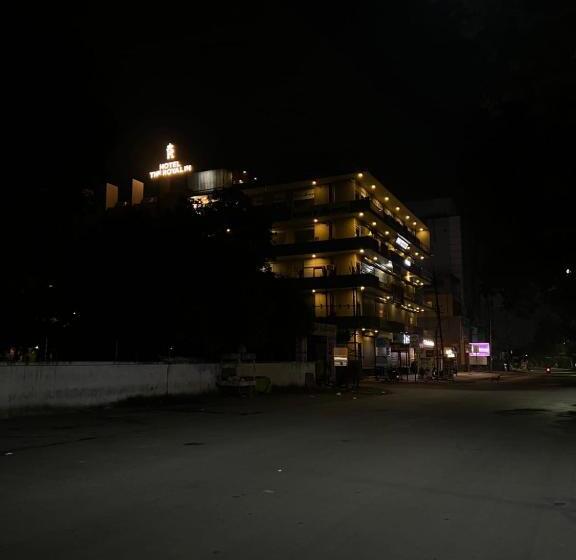 ホテル The Royal In