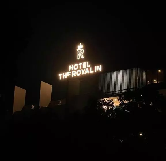 ホテル The Royal In