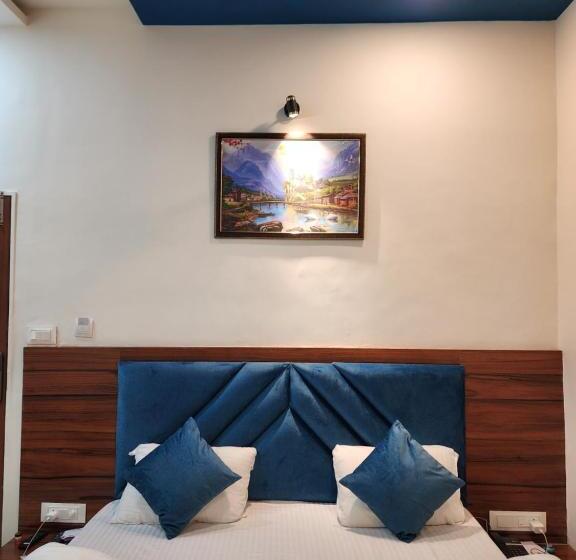 ホテル The Royal In