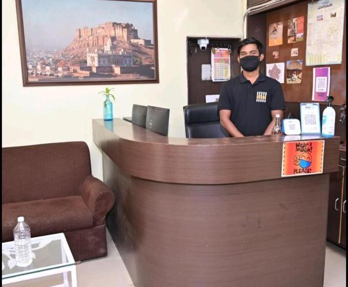 Hotel The Urban Stay