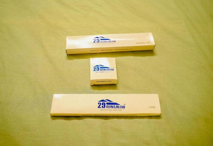 ホテル Waves Rooms By 29bungalow