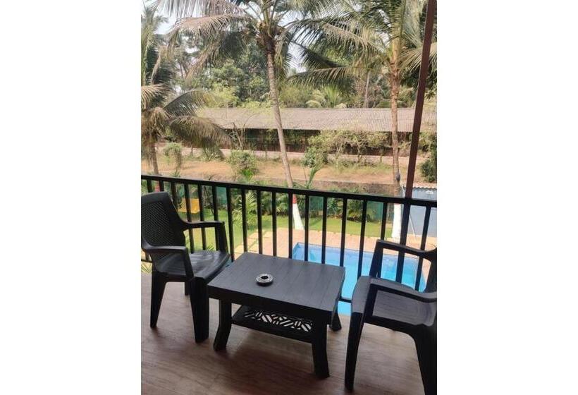 ホテル Waves Rooms By 29bungalow