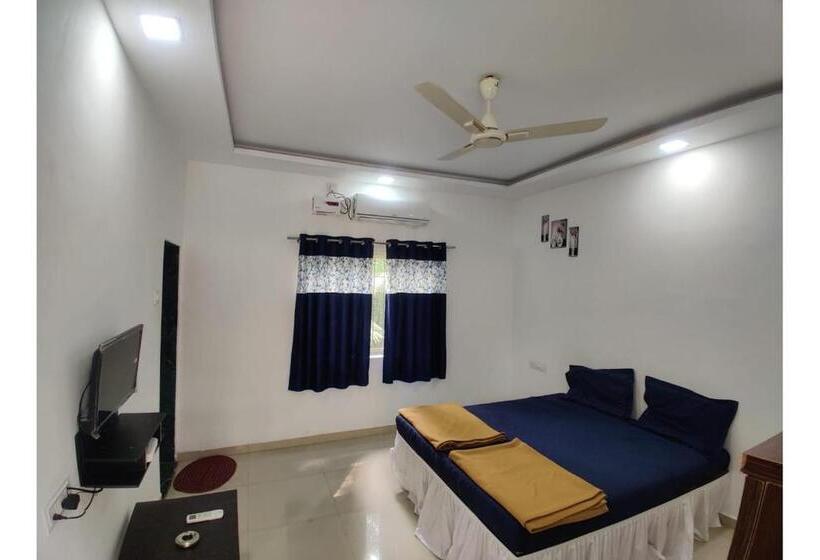 ホテル Waves Rooms By 29bungalow