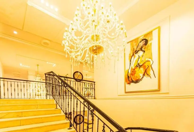 Jj Mas Hotel And Suites