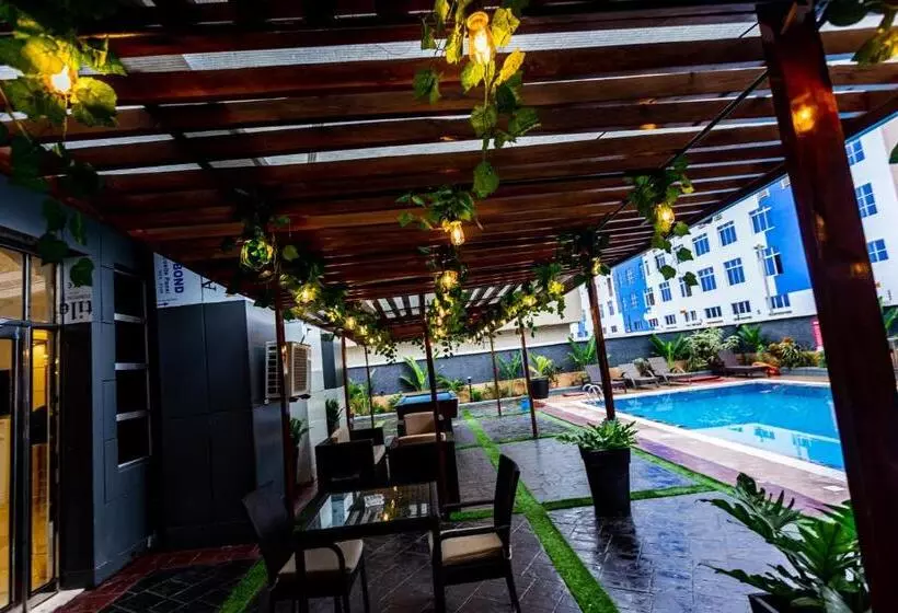 Jj Mas Hotel And Suites