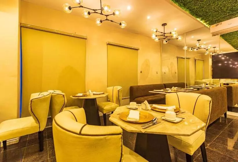 Jj Mas Hotel And Suites