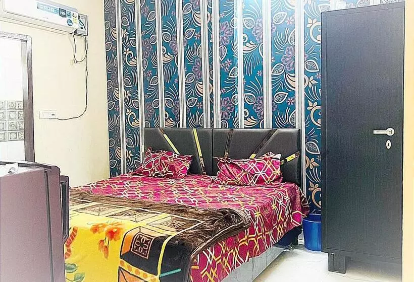 J.s Apartments    Hotel & Homestay    Rooms For Students, Parents, Family & Couples