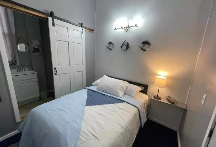 Luxury Suites Boutique Hotel And Lounge