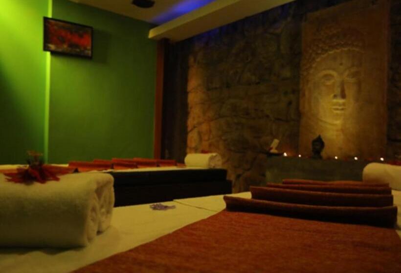 Munnar Tea Hills Resort Chitthirapuram