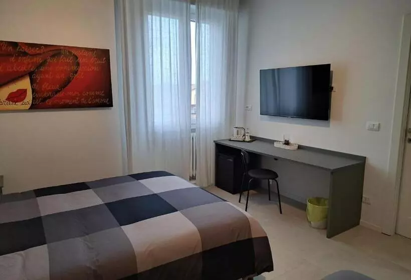 پانسیون Bolognamania Rooms Saffi