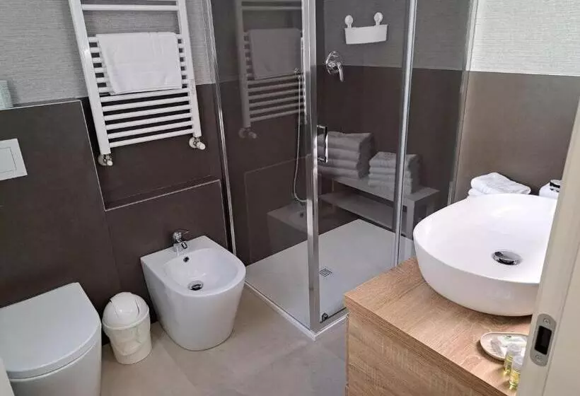 پانسیون Bolognamania Rooms Saffi