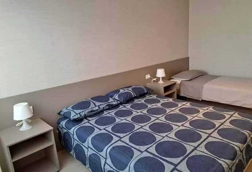 پانسیون Bolognamania Rooms Saffi