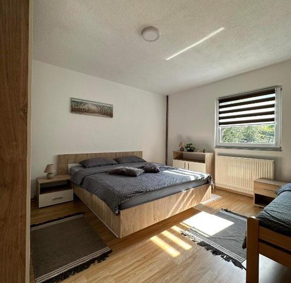 پانسیون Kamenice Soba M