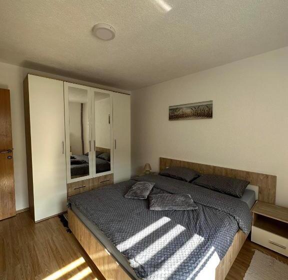 پانسیون Kamenice Soba M