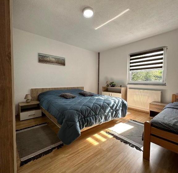 پانسیون Kamenice Soba M