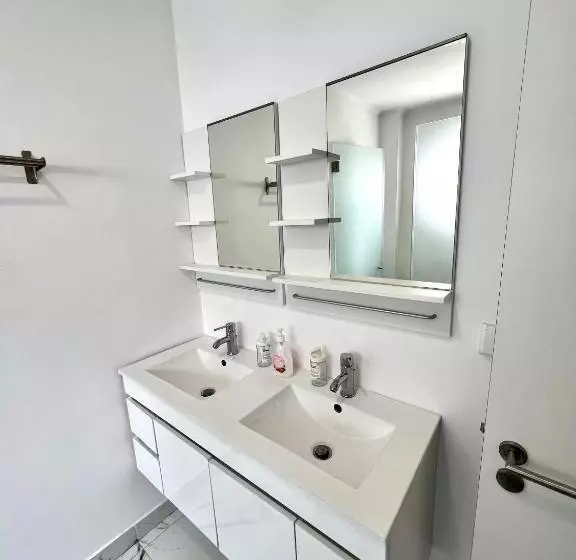 ペンション Oeiras Beach Suites 6 With Private Bathroom And Terrace