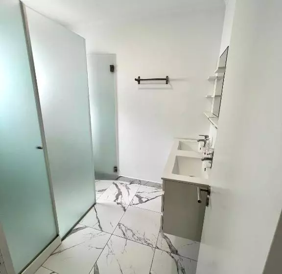 ペンション Oeiras Beach Suites 6 With Private Bathroom And Terrace