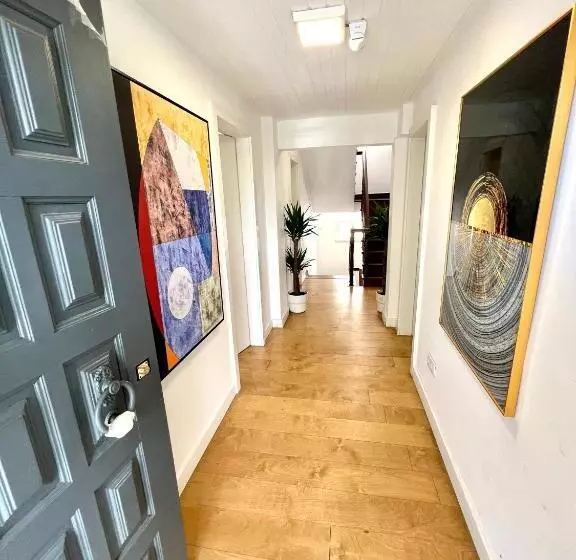 ペンション Oeiras Beach Suites 6 With Private Bathroom And Terrace