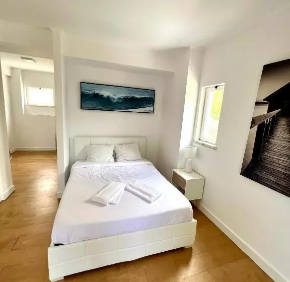 ペンション Oeiras Beach Suites 6 With Private Bathroom And Terrace