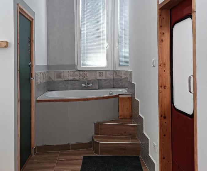 Pensjonat Toronyszoba