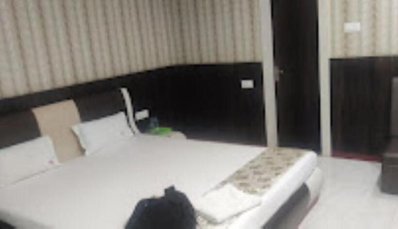 Ram Bhawan Ram Yamuna Prasad Hotel & Resort ,motihari