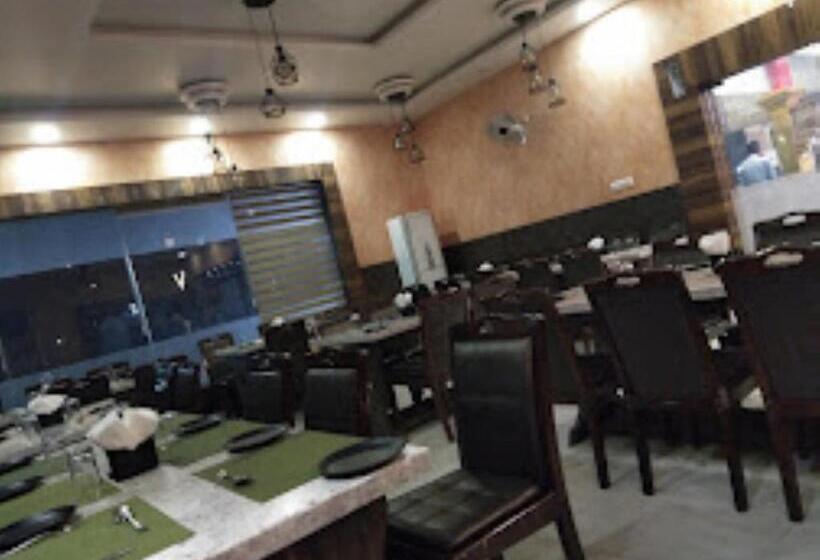 Ram Bhawan Ram Yamuna Prasad Hotel & Resort ,motihari