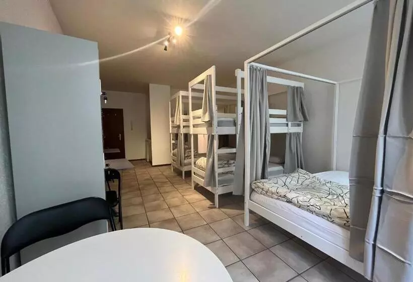 Auberge De Jeunesse Hyper Centre De Neuchâtel