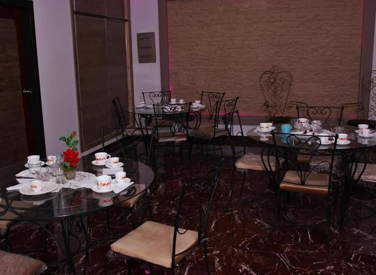 هاستل Motel Greenland