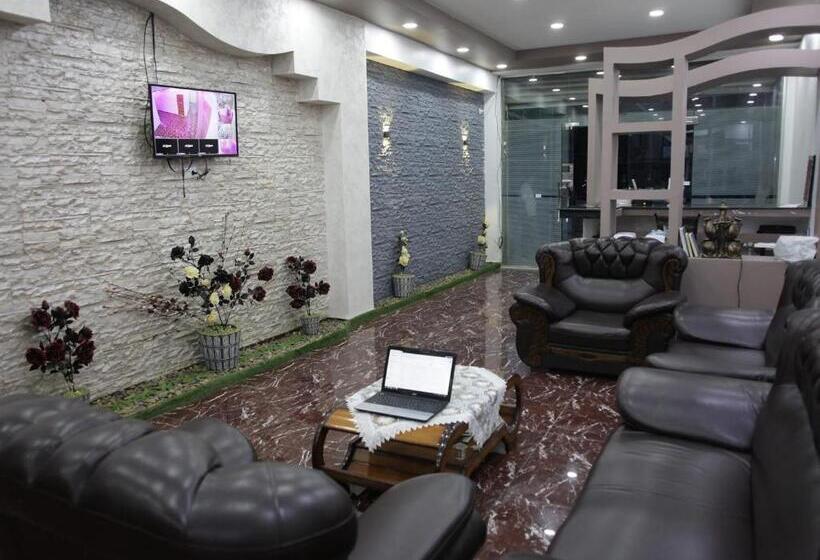 هاستل Motel Greenland