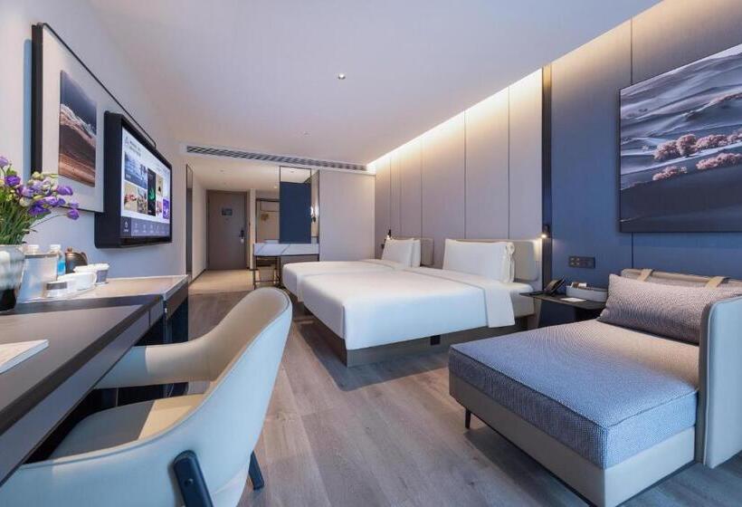 Atour Hotel Nanjing Jinma Road Station