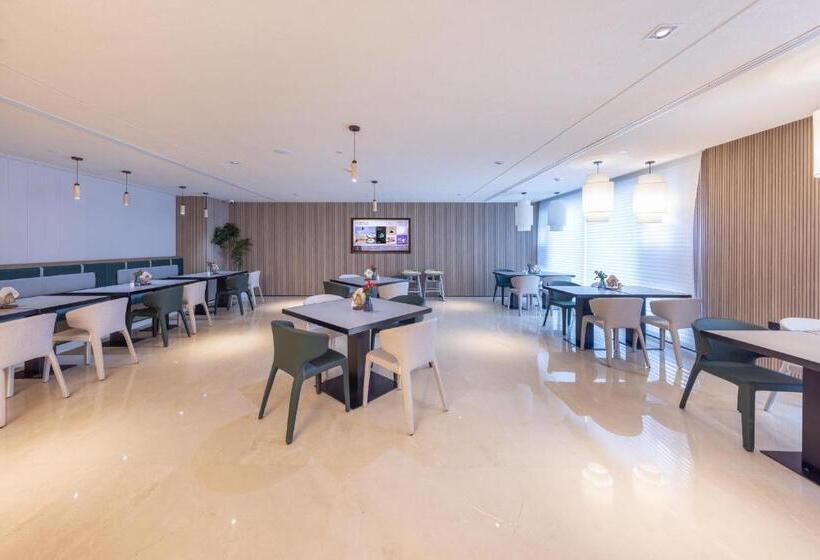 Atour Hotel Nanjing Jinma Road Station