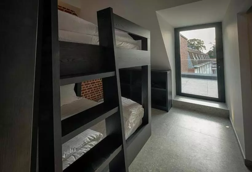 ベッドアンドブレックファースト Agora Tournai Wellness Suites 3 Appartements Touristiques Sur La Grand Place