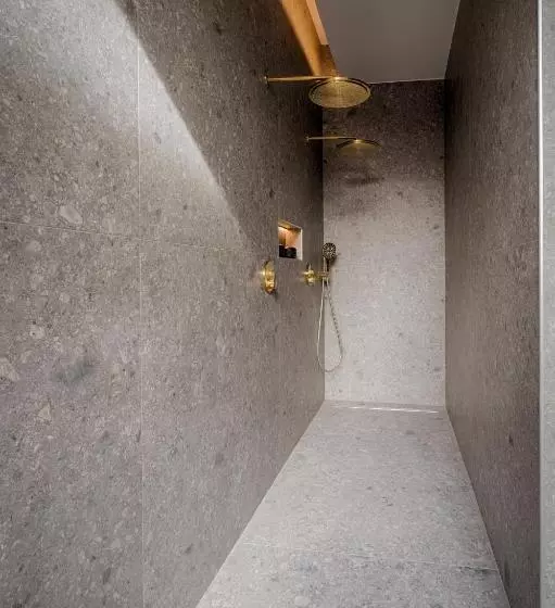 ベッドアンドブレックファースト Agora Tournai Wellness Suites 3 Appartements Touristiques Sur La Grand Place