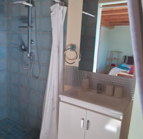 Bed and Breakfast Camping Takat