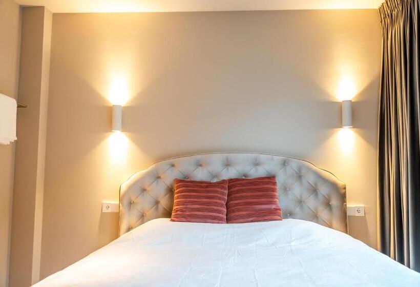 Nocleg ze śniadaniem Renovated Parkside Gem   2 Person Studio In The Pijp