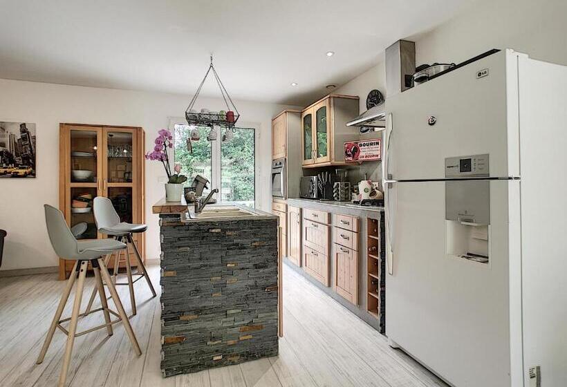 مبيت وإفطار Les Goujatoux Chambre Sarlat