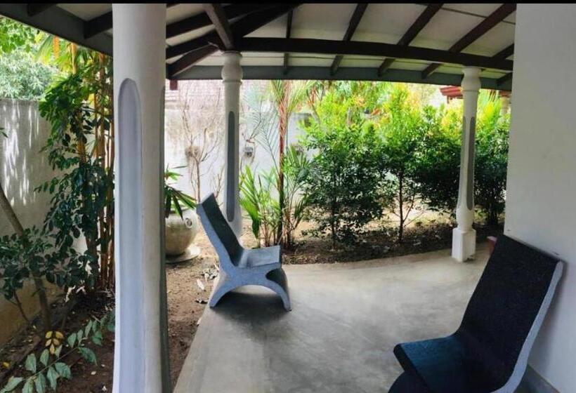 Hostel The Homestead Unawatuna