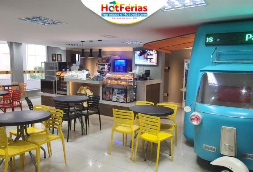 Golden Dolphin Grandhotel   Com Roupas De Cama E Banho   Piscinas 24h, Próx Ao Water Park, Hotel Pri