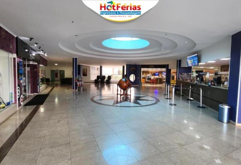 Golden Dolphin Grandhotel   Com Roupas De Cama E Banho   Piscinas 24h, Próx Ao Water Park, Hotel Pri