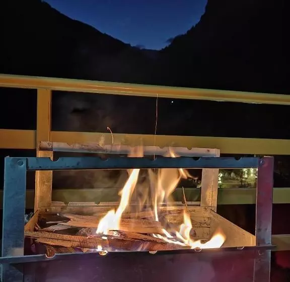 ホテル Alooma Cafe And Homestay