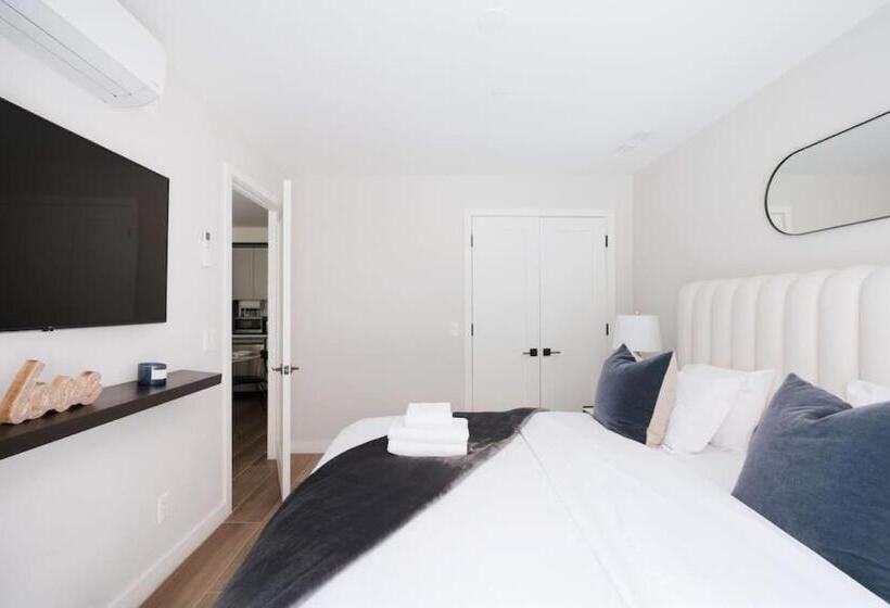 호텔 Casa Del Sogno Upper East Side  Massive 1br W Private Patio