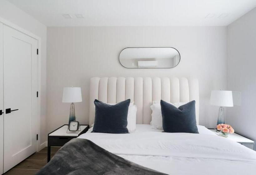 호텔 Casa Del Sogno Upper East Side  Massive 1br W Private Patio