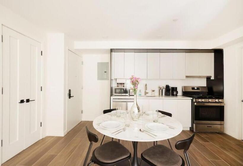 호텔 Casa Del Sogno Upper East Side  Massive 1br W Private Patio