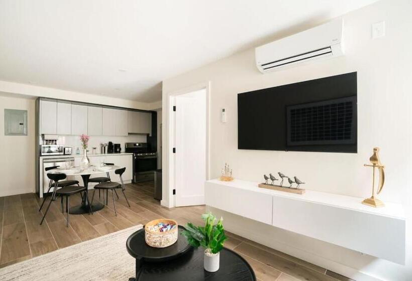 호텔 Casa Del Sogno Upper East Side  Massive 1br W Private Patio