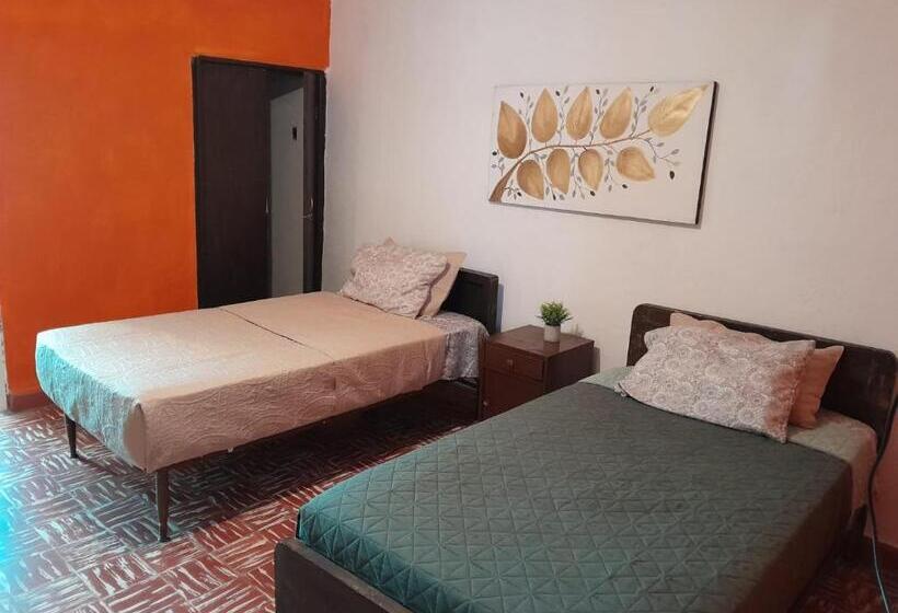 هتل Granaditas Segunda Planta