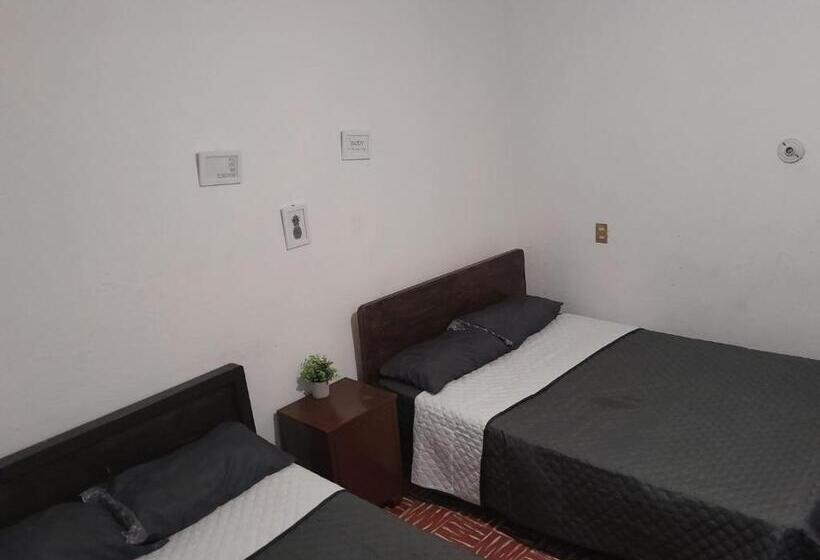 هتل Granaditas Segunda Planta