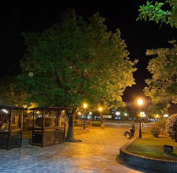 Hotelli Magnolia Suites