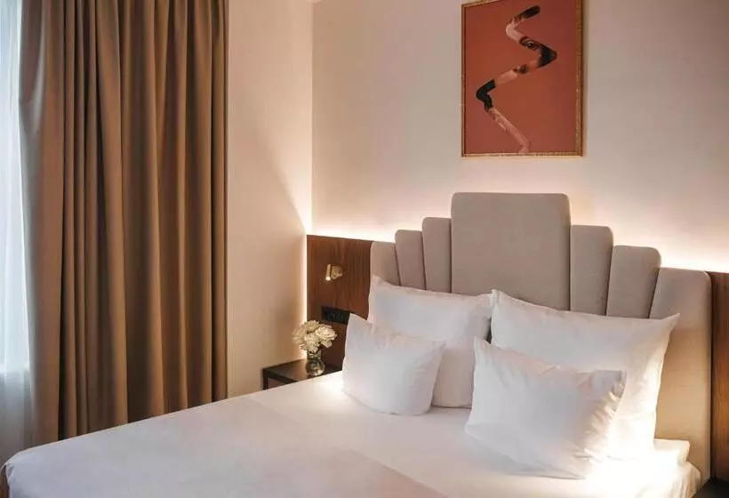 Hotelli Nadiya Palace